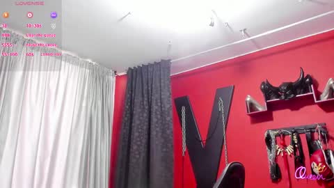 Santy online show from April 4, 7:32 pm