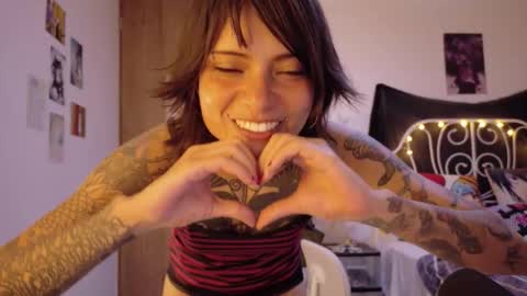 luca or garu D online show from December 14, 11:33 pm