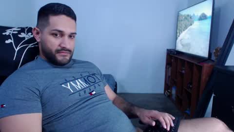 alonxoo online show from January 14, 1:47 am