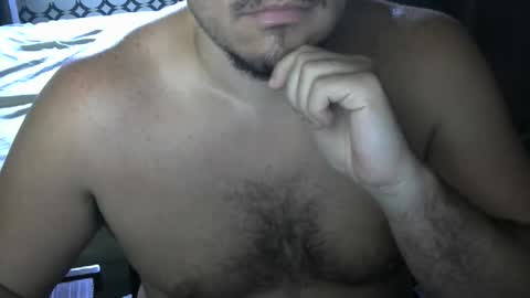 alpha_bear22 online show from January 12, 8:05 pm