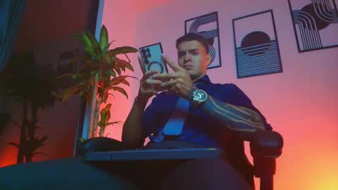 alpha_dominus_ online show from April 3, 4:19 am