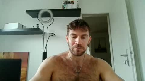 alphah_hunk online show from November 24, 10:58 am