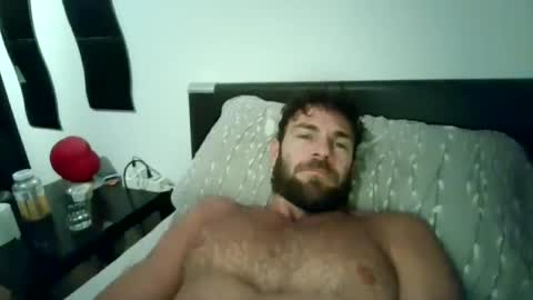 alphah_hunk online show from October 4, 8:39 pm