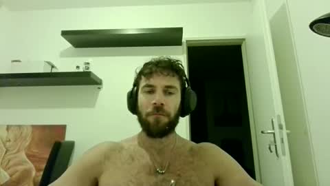 alphah_hunk online show from October 19, 6:12 pm