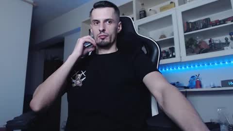 MasterTodd online show from December 1, 6:17 pm