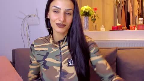 Michelle online show from February 19, 10:31 pm