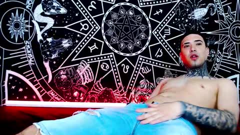 alptraum_boy online show from November 14, 7:16 pm