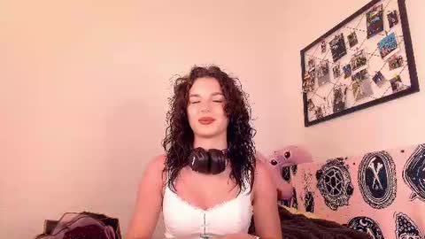 domi online show from June 20, 9:21 pm