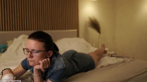 Lucid Dreaming online show from September 9, 9:15 pm