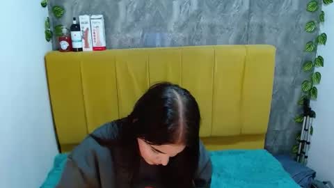 alunnaclarkcm online show from January 16, 4:43 am