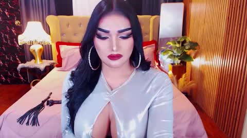 Alura Jhenson online show from February 20, 10:28 am