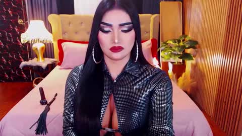 Alura Jhenson online show from February 19, 10:14 am