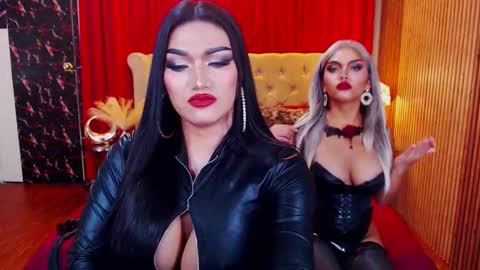 Alura Jhenson online show from October 24, 11:05 pm