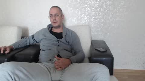 Big Cock  Big Feet online show from December 10, 7:05 am
