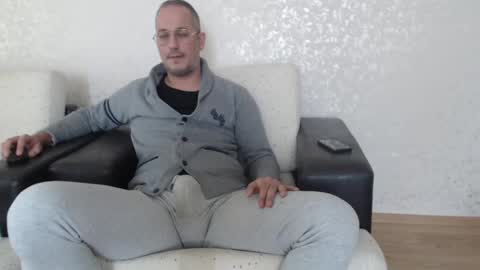 Big Cock  Big Feet online show from December 10, 11:11 am