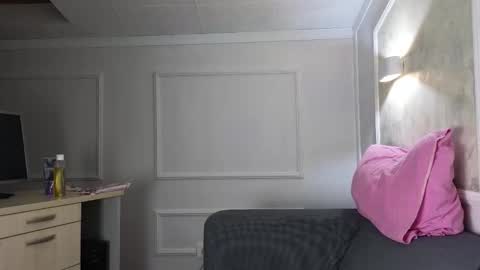 alyarei online show from October 16, 7:46 pm