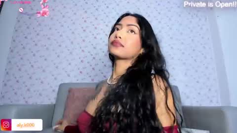 Aly online show from July 19, 1:19 am