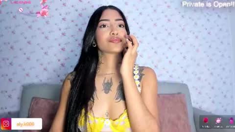 Aly online show from July 22, 7:16 pm