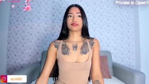 Aly online show from June 17, 11:10 pm