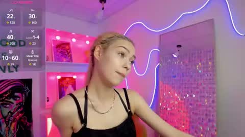 Alysia online show from June 19, 9:59 am