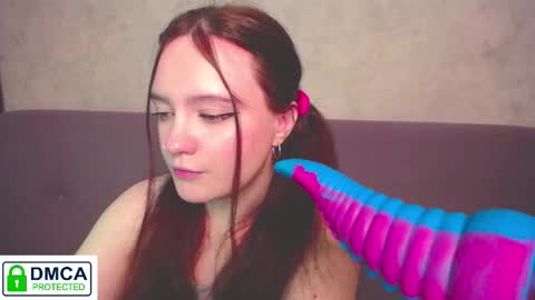 Alyssa online show from November 28, 3:03 am