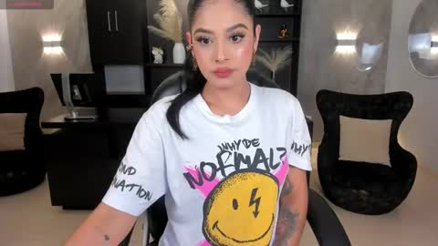 Aly  online show from November 2, 12:38 pm