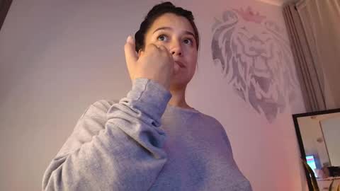 alyssia wolds online show from November 22, 1:59 am