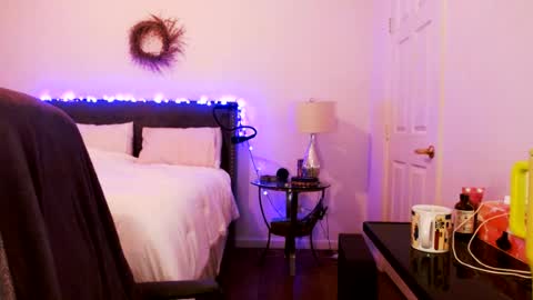 Alyssiaamorexo online show from July 5, 9:44 pm