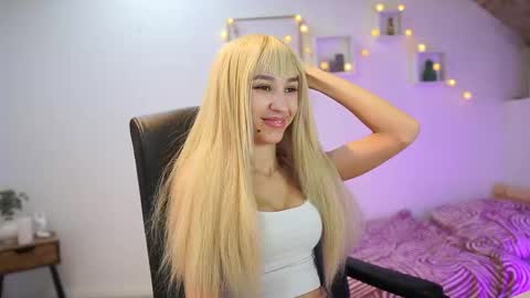 Amai  Liu online show from October 11, 6:00 pm