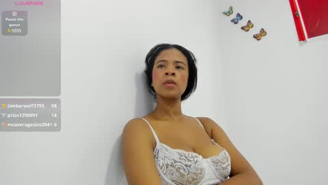 Snapshot of amaia_baez chatting on March 5, 10:10 pm AMAIA online show from March 5, 10:10 pm