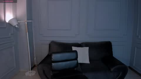 Amalia cruss online show from March 22, 5:50 pm