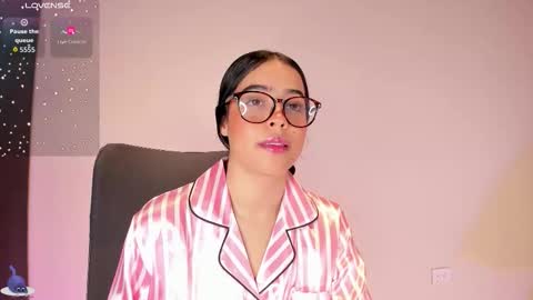 Amalia    real MIA  online show from March 21, 7:03 am