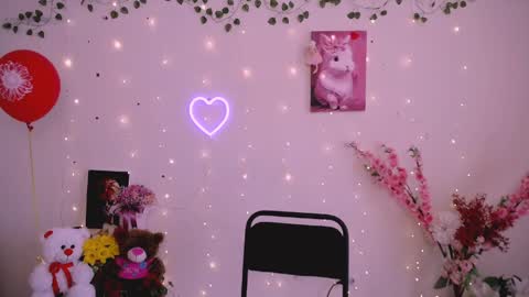 amanda_bright_ online show from April 11, 7:56 am