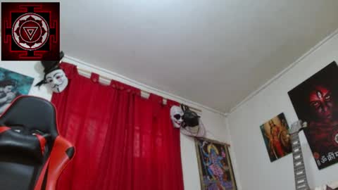 Amanda Valeska online show from April 15, 7:58 pm