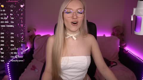 Snapshot of amandaafire chatting on January 31, 9:59 am Amanda online show from January 31, 9:59 am