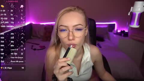 Snapshot of amandaafire chatting on February 23, 9:11 am Amanda online show from February 23, 9:11 am