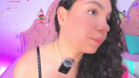 amandalee26 online show from December 22, 8:26 pm