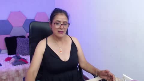 amandapeet online show from November 10, 8:11 pm