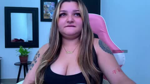 Amandha online show from June 3, 3:17 pm