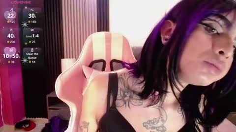 amapola_hs online show from July 8, 9:40 pm