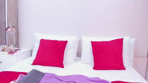 luna online show from September 19, 11:47 am