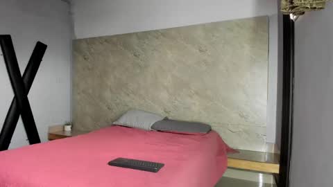 amara_luxe online show from October 8, 8:15 pm