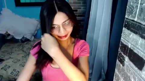 BELLA online show from January 6, 10:47 pm