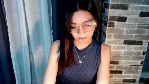 BELLA online show from March 18, 6:58 pm