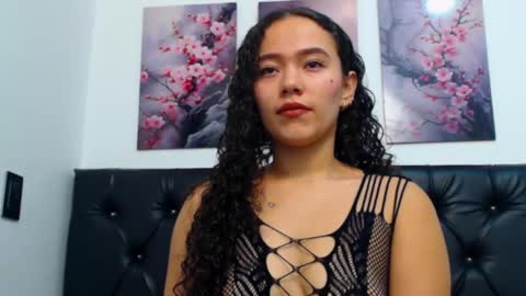 Amaranta online show from November 20, 1:10 pm