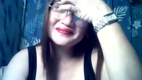 amazing angel online show from December 5, 5:22 pm