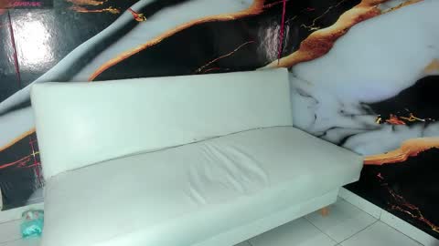 Salome y valentina online show from April 21, 2:04 am