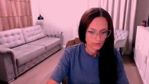 Izza online show from July 26, 12:36 pm