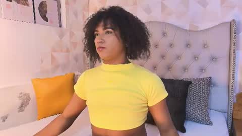 Ambar  online show from August 1, 8:10 pm