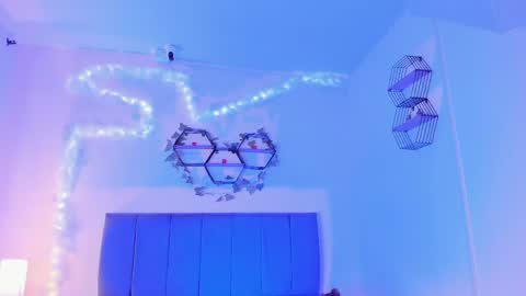 ambar_gh1 online show from May 7, 11:54 pm